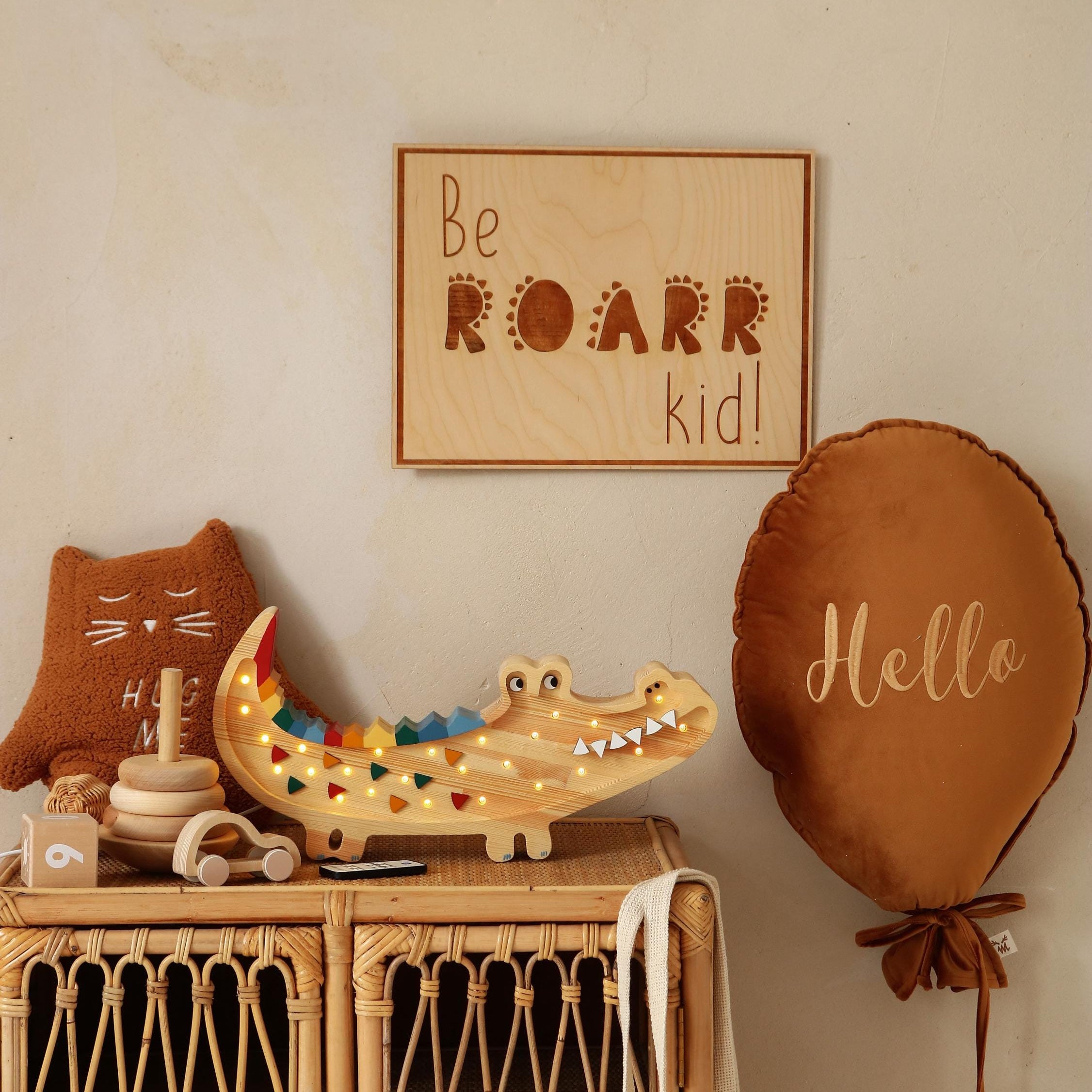 Wooden Crocodile Night Light for Kids Safari Lamp Boho Nursery Decor Boys Baby Shower Exotic Animal Gift Jungle Theme Alligator Boys Room