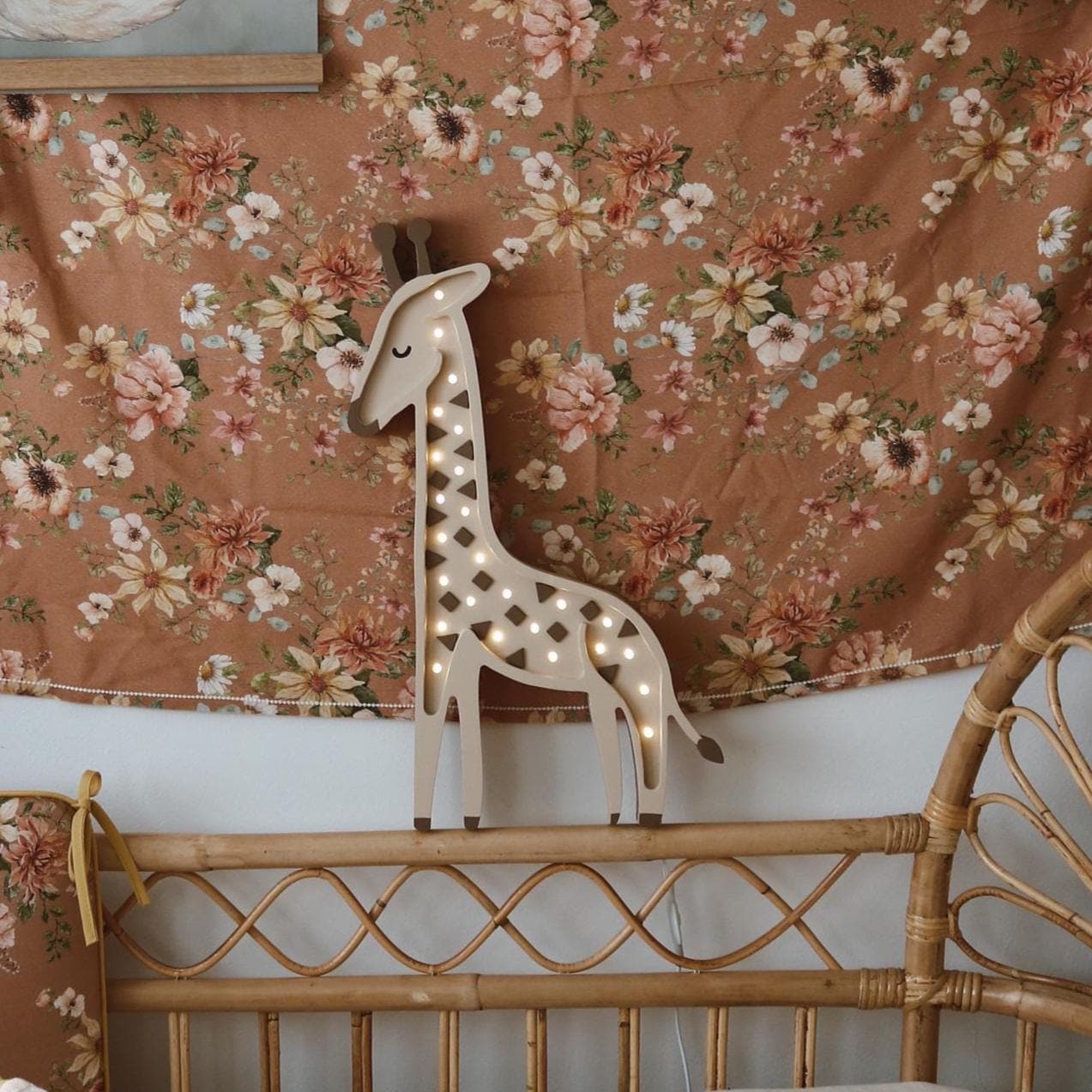 Wooden Giraffe Night Light Safari Decor for Kids' Room Handmade Lamp Jungle Boho Wall Mounted Kids Lamp Boys African Animal Beige Brown