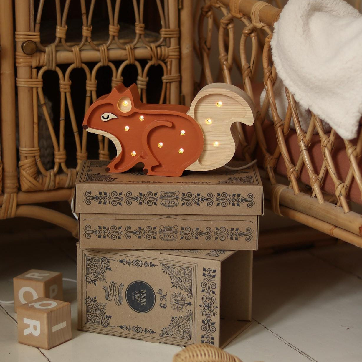 Adorable Mini Squirrel Lamp for Nursery Decor - Handmade Woodland Theme Lighting for Kids Room Wooden Nursery Lamp Unique Baby Gift Woodland