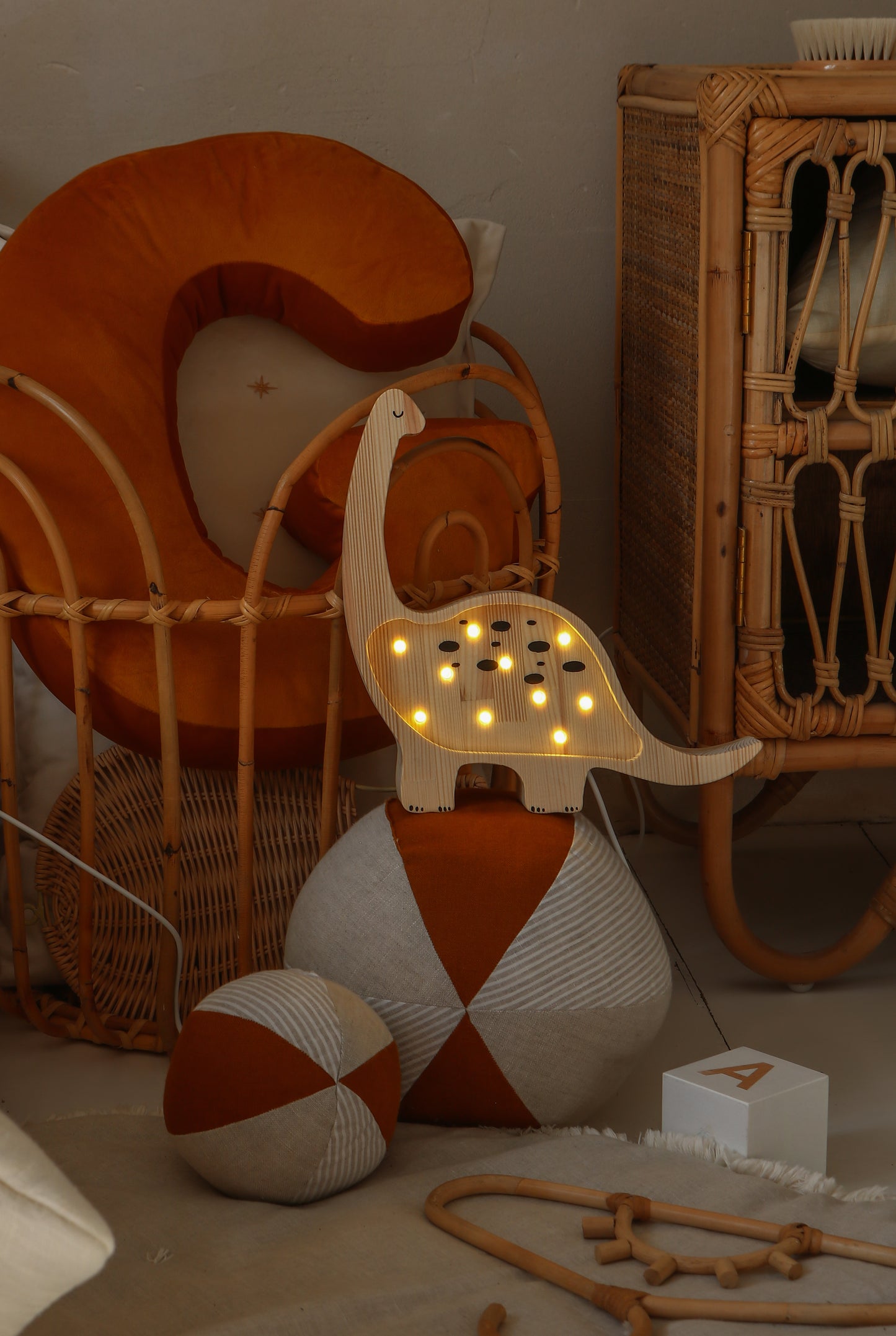 Little Lights Dino Diplodocus Mini-Nachtlicht | Jurassic Wood