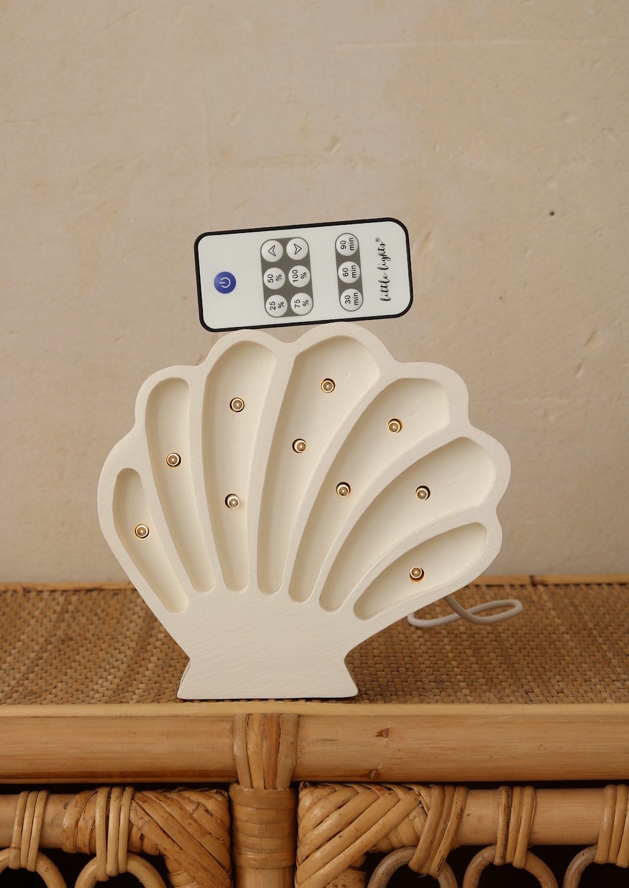 Little Lights Seashell Night Light | Pearl White