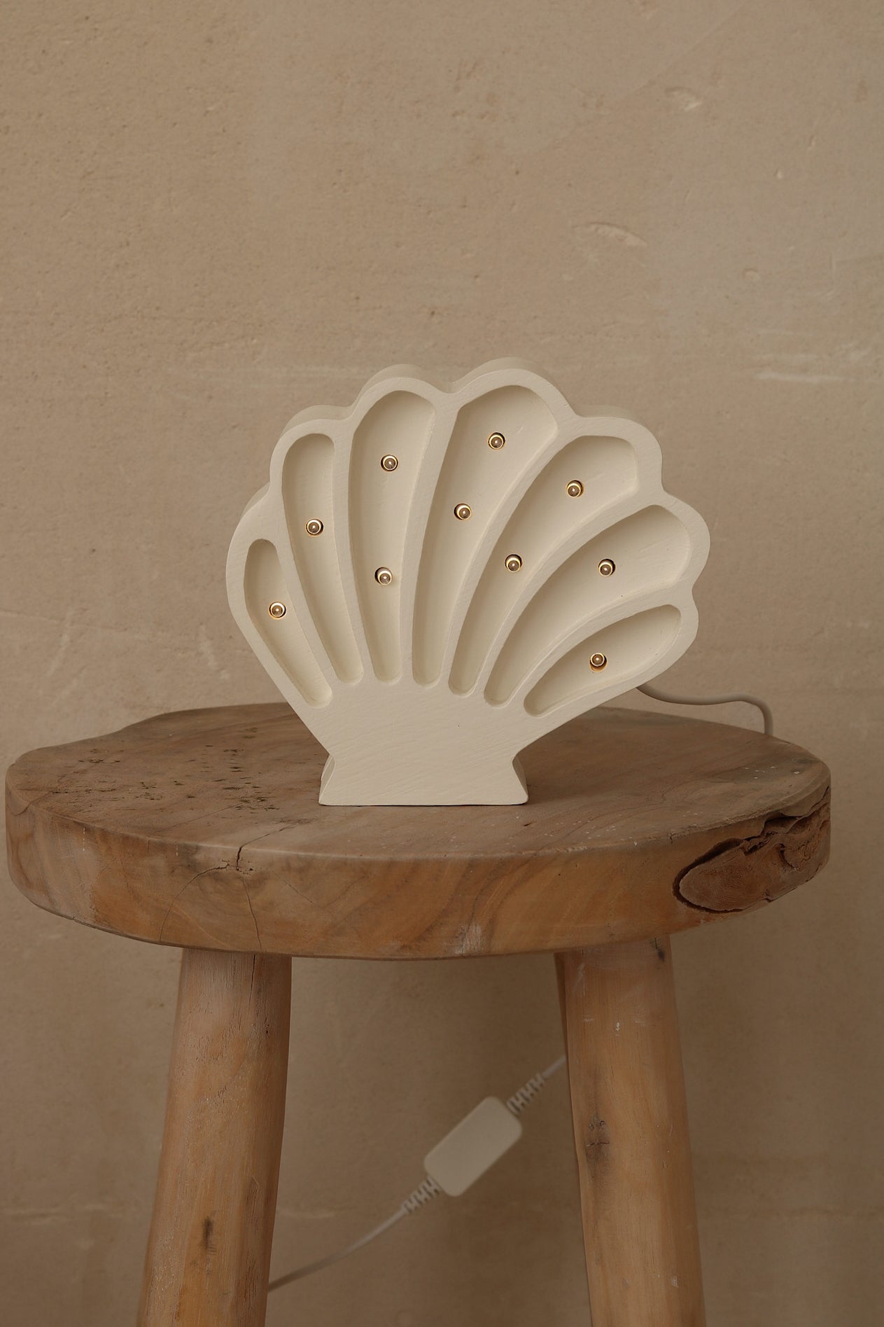 Little Lights Seashell Night Light | Pearl White