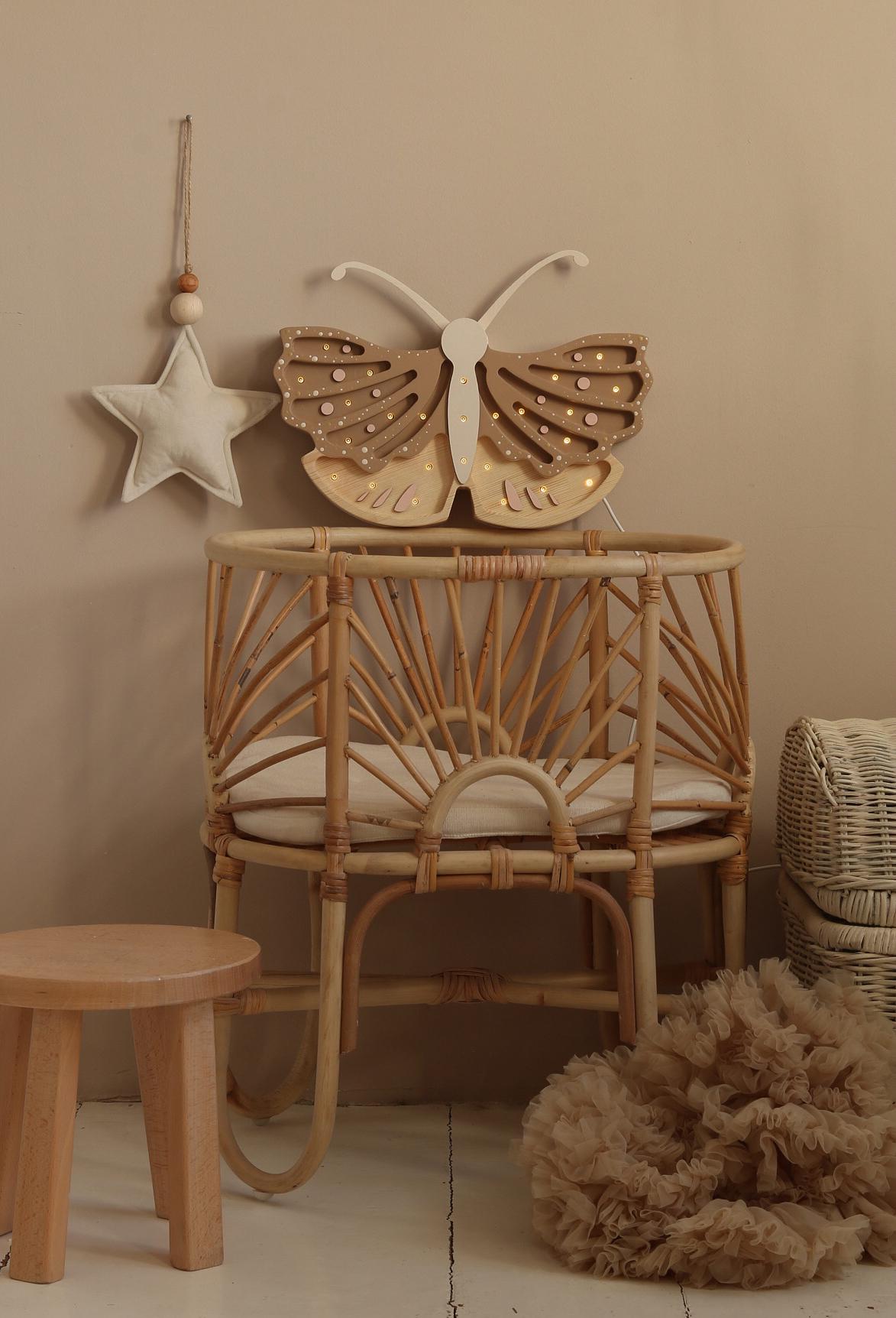 Wooden Butterfly Night Light for Girls Room Handcrafted Nursery Decor Boho Style Golden Butterfly Glamour Beige Princess Whimsical Magic