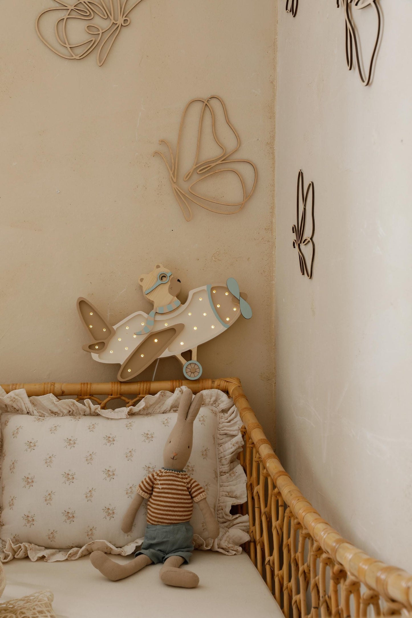 Holz-Nachtlicht Retro Flugzeuglampe Kinderzimmer Beige Deko Handgemacht Reisen & Abenteuer für Kinderzimmer Bär im Flugzeug Lampe Pilot Bär
