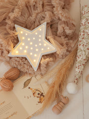 Hölzernes Sternen-Nachtlicht Kinderzimmerlampe Handgemachtes Babygeschenk Himmel- und Sterne-Dekor Kleine Lichter Sternlampe Galaxie-inspirierte Kinderzimmerlampe