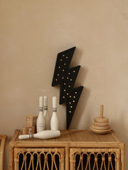 Nachtlicht aus Holz mit Blitzmotiv, Zimmerdeko für Teenager, Lampe für Kleinkinder, schwarzes Blitz-Thema, Geschenk für Jungen, Superhelden Pop Art Rock & Roll