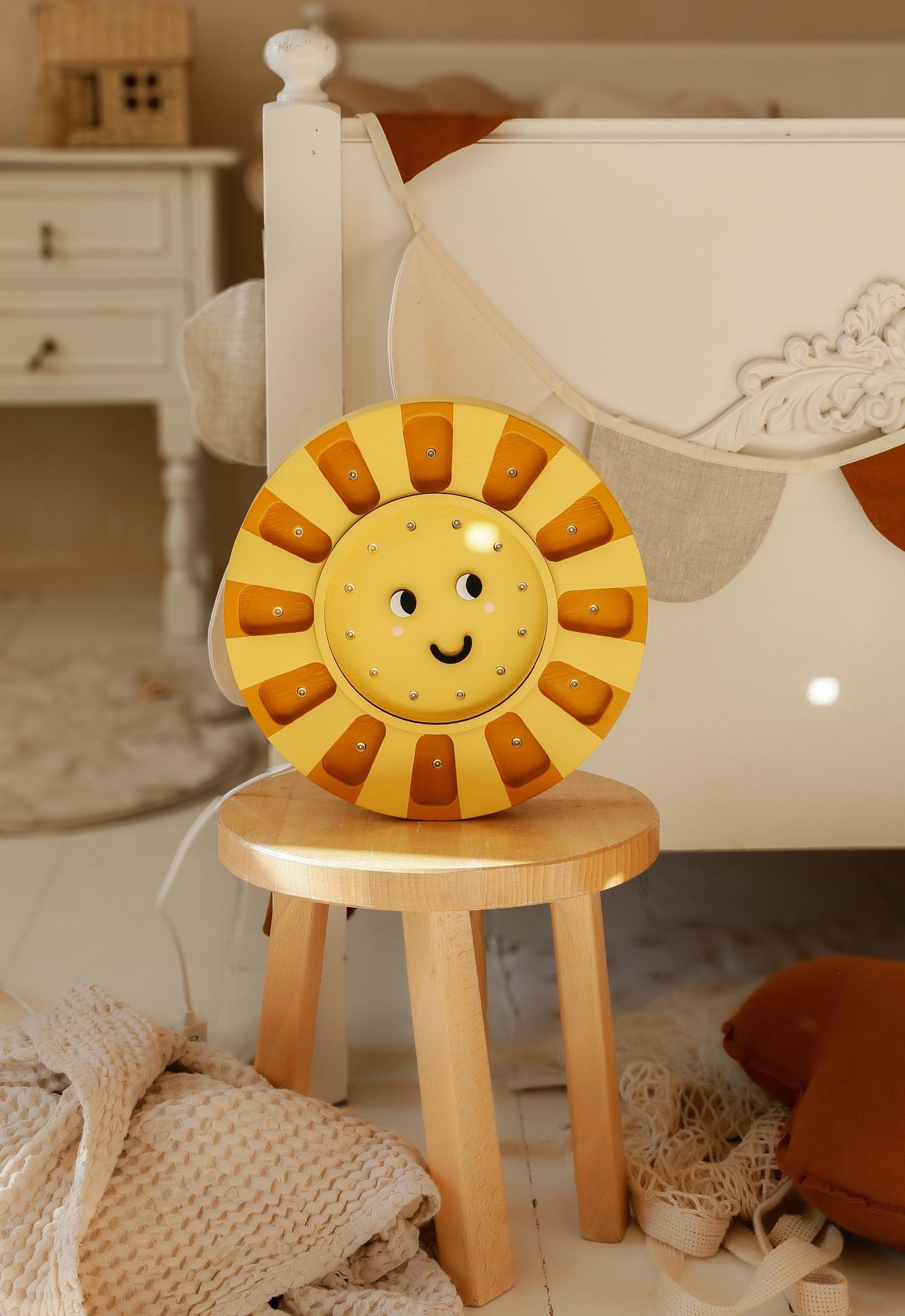 Nachtlicht Holzsonne – Handgefertigte Kinderzimmerlampe Babygeschenk Kinderzimmerdeko Sonnenlicht für Kinder Einzigartiges Babygeschenk Sonnenlampe Geburtstagsgeschenk