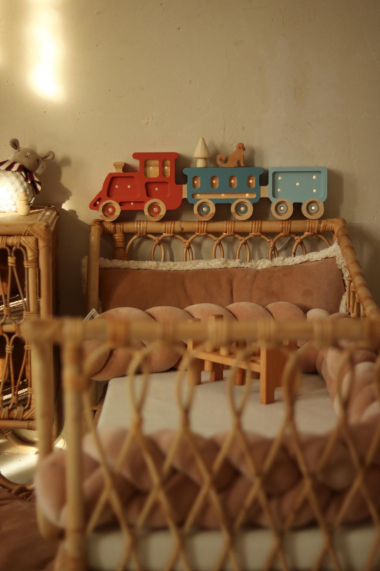 Holzeisenbahn-Nachtlicht für Kinder – Handgemachte Kinderzimmerlampe Babyzimmerbeleuchtung – Babyparty-Geschenk Personalisierte Deko Jungenzimmer Tschu-Tschu-Bahn