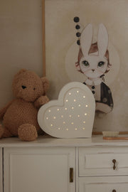 Holzherz-Lampe – Handgemachtes LED-Nachtlicht für Kinder – Romantische Kinderzimmerdeko – Liebesgeschenk – Little Lights