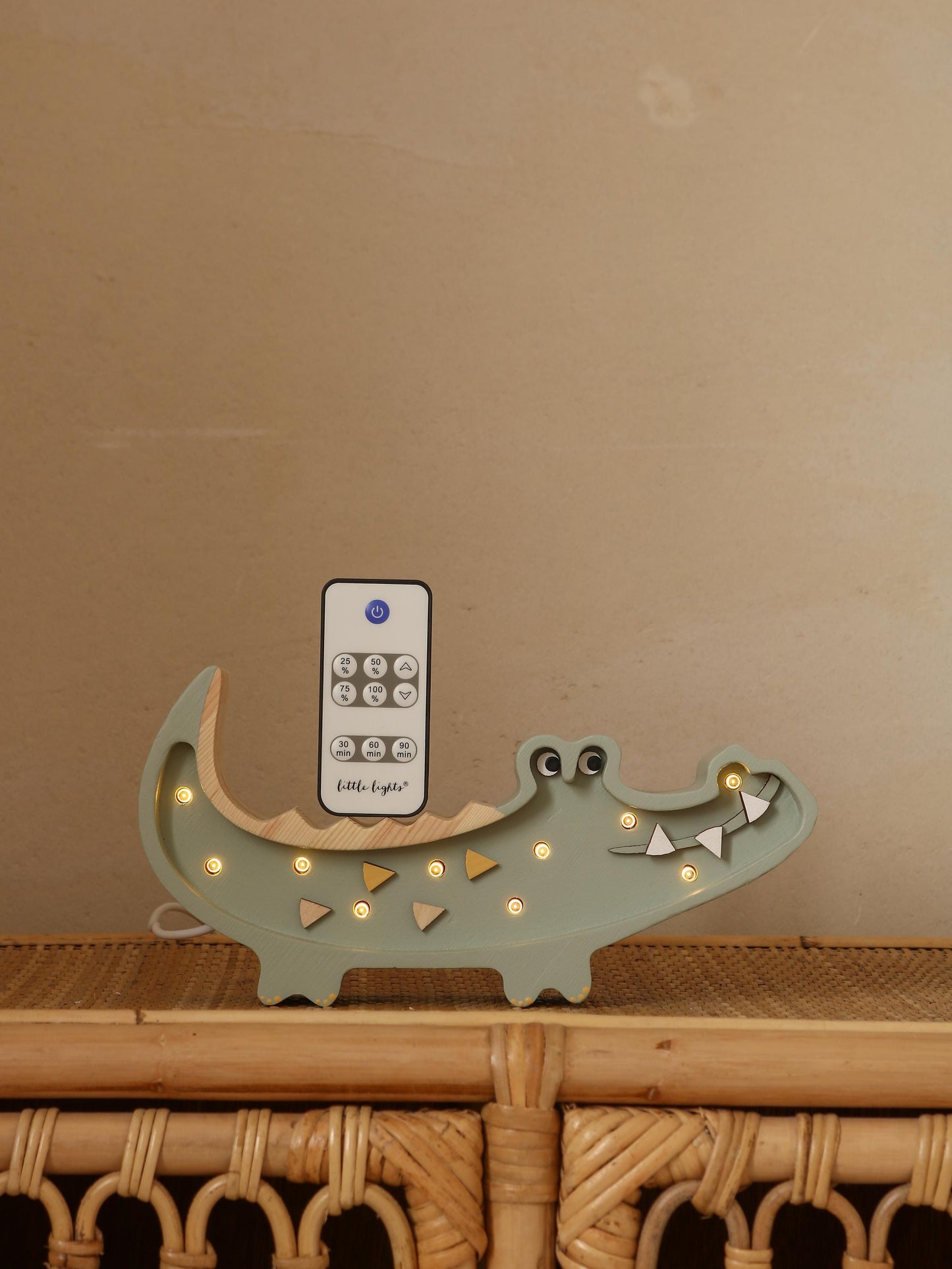 Hölzernes Krokodil-Nachtlicht für Kinder, Safari-Lampe, Boho-Kinderzimmerdeko für Jungen, Babyparty- und Geburtstagsgeschenk, Dschungel-Thema, Alligator, Jungenzimmer