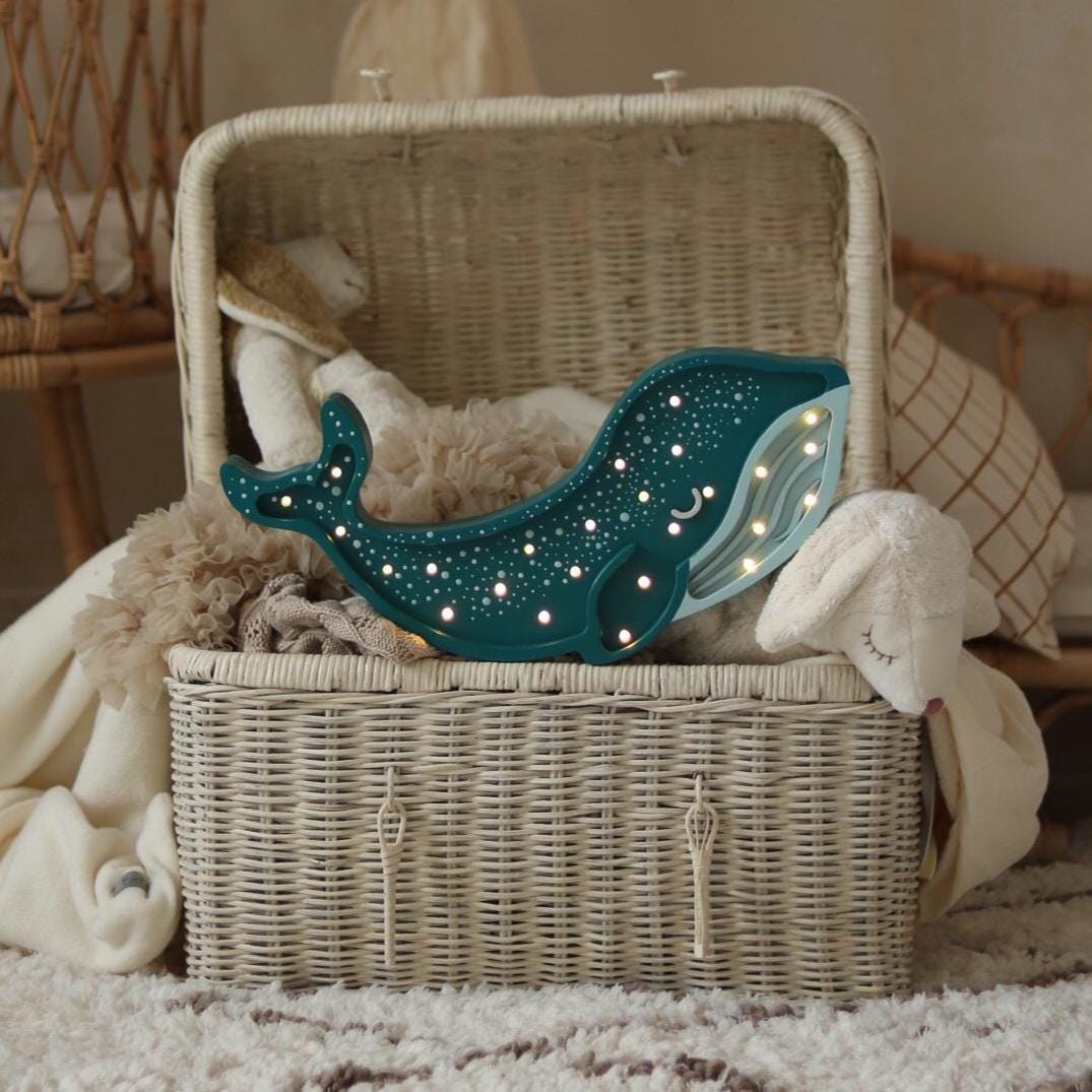 Holz Wal Nachtlicht Ozean-Themen-Kinderzimmerlampe Küsten Babyzimmer Deko LED Nachttischlampe Wandleuchte Meerestier für Kinder Nautisches Geschenk
