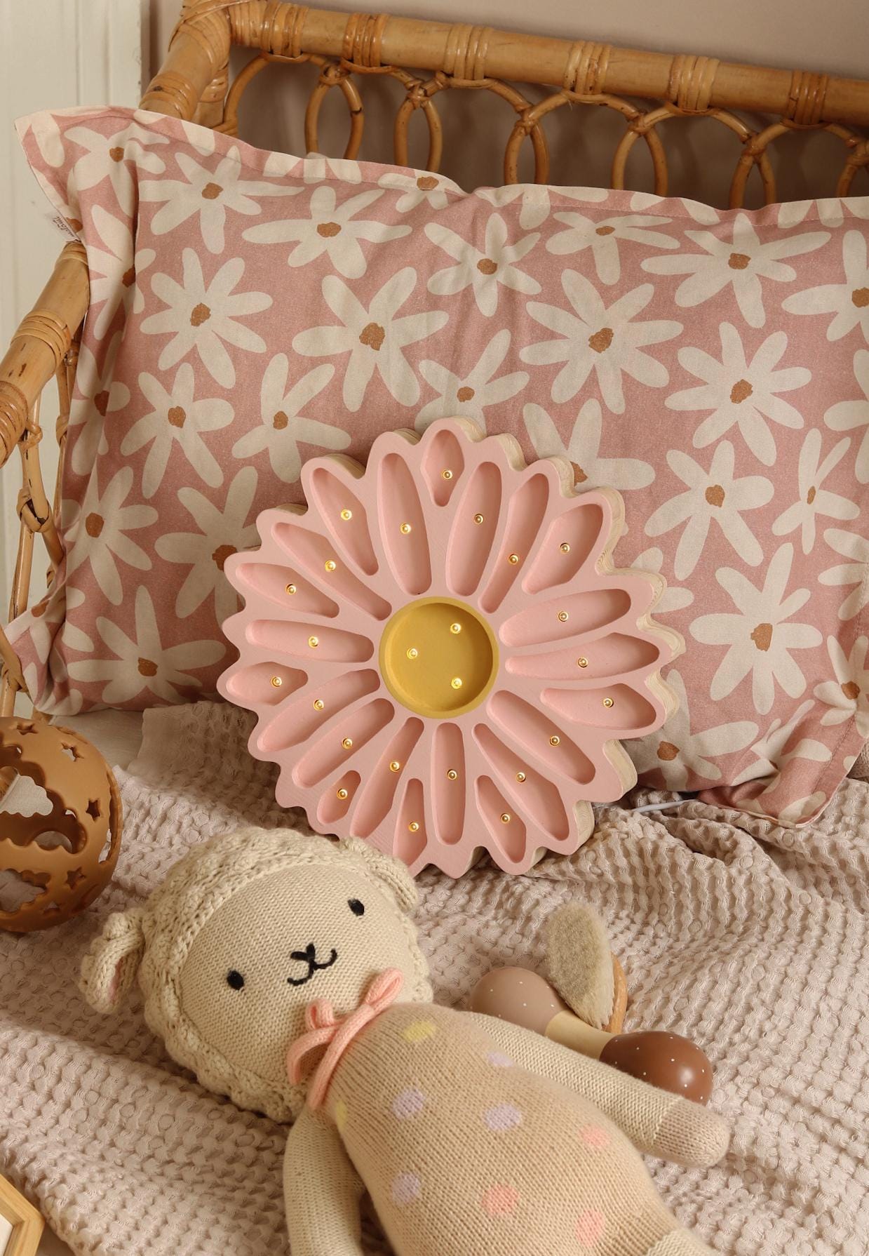 Blumen-Holzlampe Gänseblümchen Weiß Nachtlicht LED Kinderzimmer Boho Deko Handgemachte Lampe für Mädchen Kinderzimmer Boho Kinderzimmer Geschenk zur Mädchen Taufe