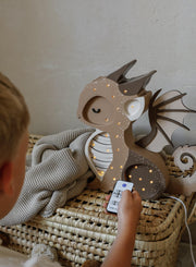 Nachtlicht Holzdrache Handgemachte Märchen-Deko LED Kinderzimmerlampe Montessori Babyzimmerleuchte Fantasy-Thema Kinderzimmerdeko Geschenk für Jungen