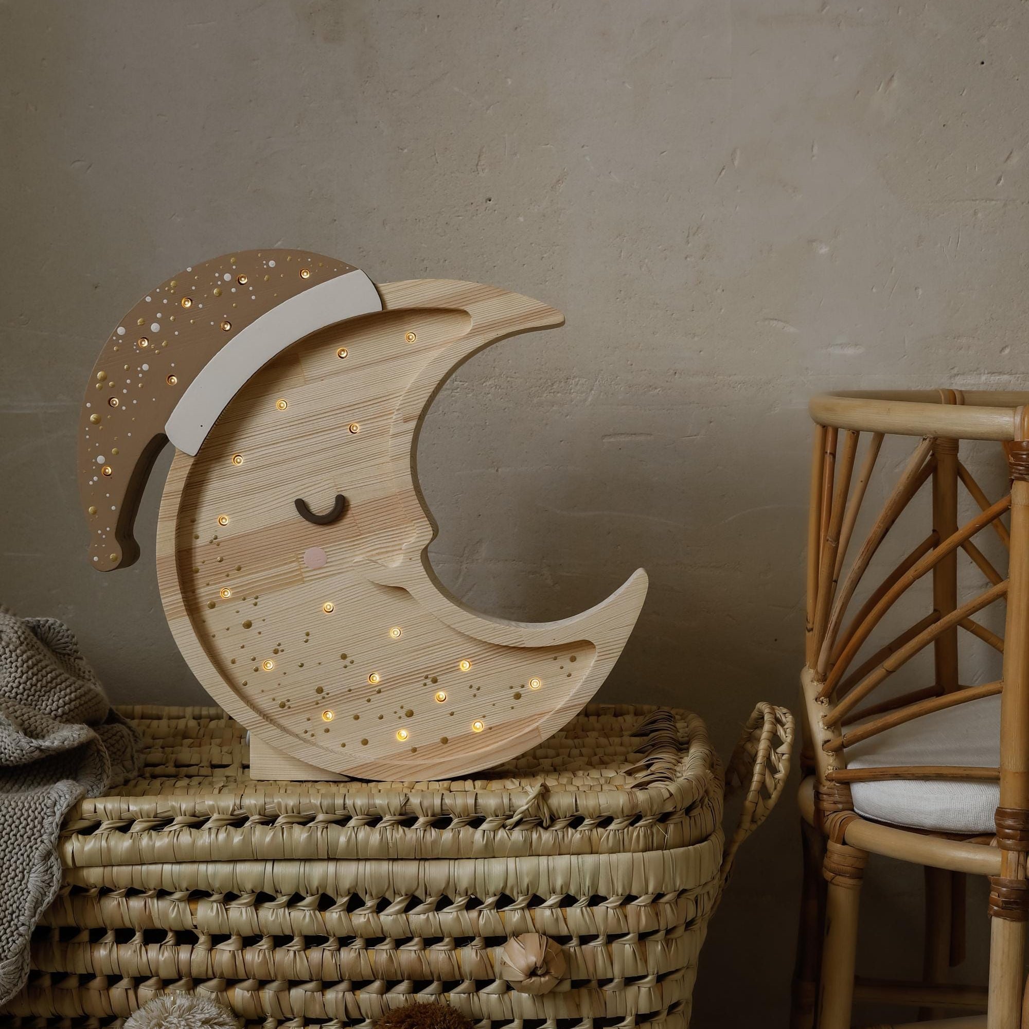 Entzückende Mondlampe für Kinderzimmer-Deko, Nachtlicht aus Holz, Himmels-Deko für Kinderzimmer, Babyzimmer für Mädchen oder Jungen, Taufgeschenk im Boho-Stil
