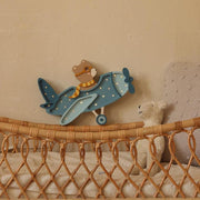 Nachtlicht aus Holz, Retro-Flugzeuglampe, blau, handgefertigt, Reise & Abenteuer für Kinderzimmer, Bär im Flugzeug, Pilotenbär