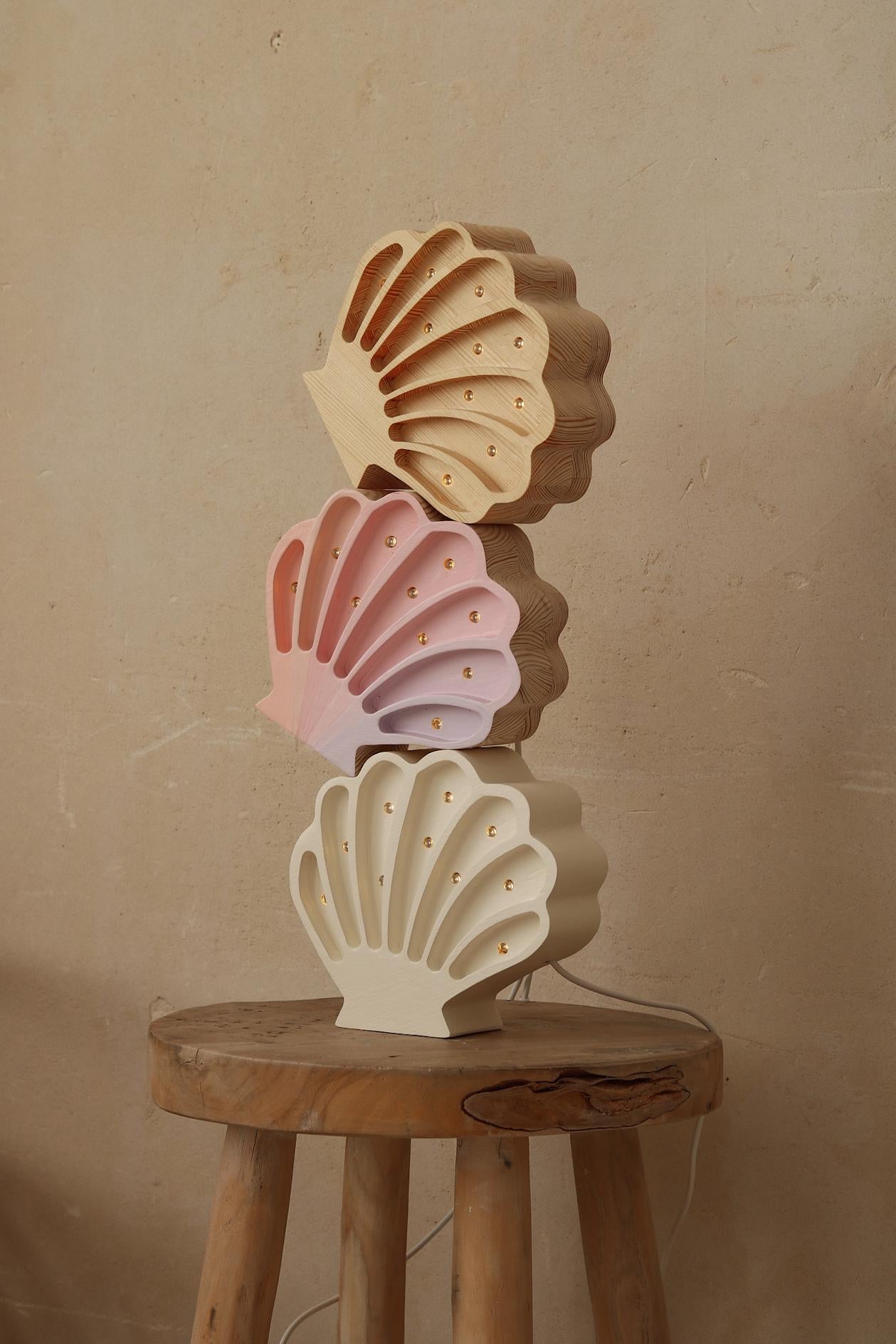 Muschel-Nachtlicht aus Holz, rosa Lampe für Meerjungfrauen-Zimmer, Kinderzimmer, Ozean-Thema-Deko, Küsten-Kinderzimmer-Deko, Boho-Stil, vom Meer inspiriertes Geschenk für Mädchen