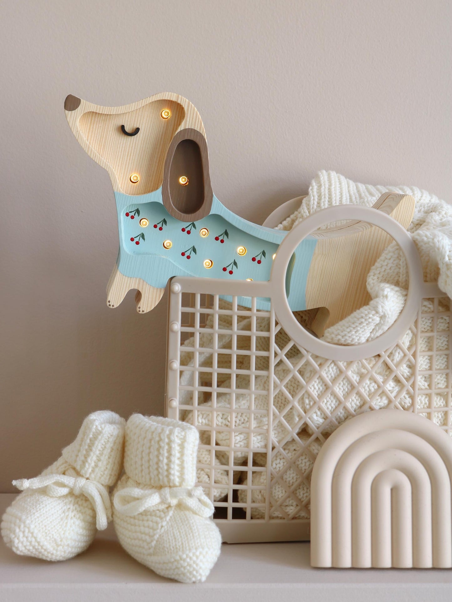 Dog Night Light Wooden Lamp for Kids' Room Dachshund Dog Decor Bedside Lamp Gift for Dog and Dachshund Lovers Custom Cute Puppy Wall Light