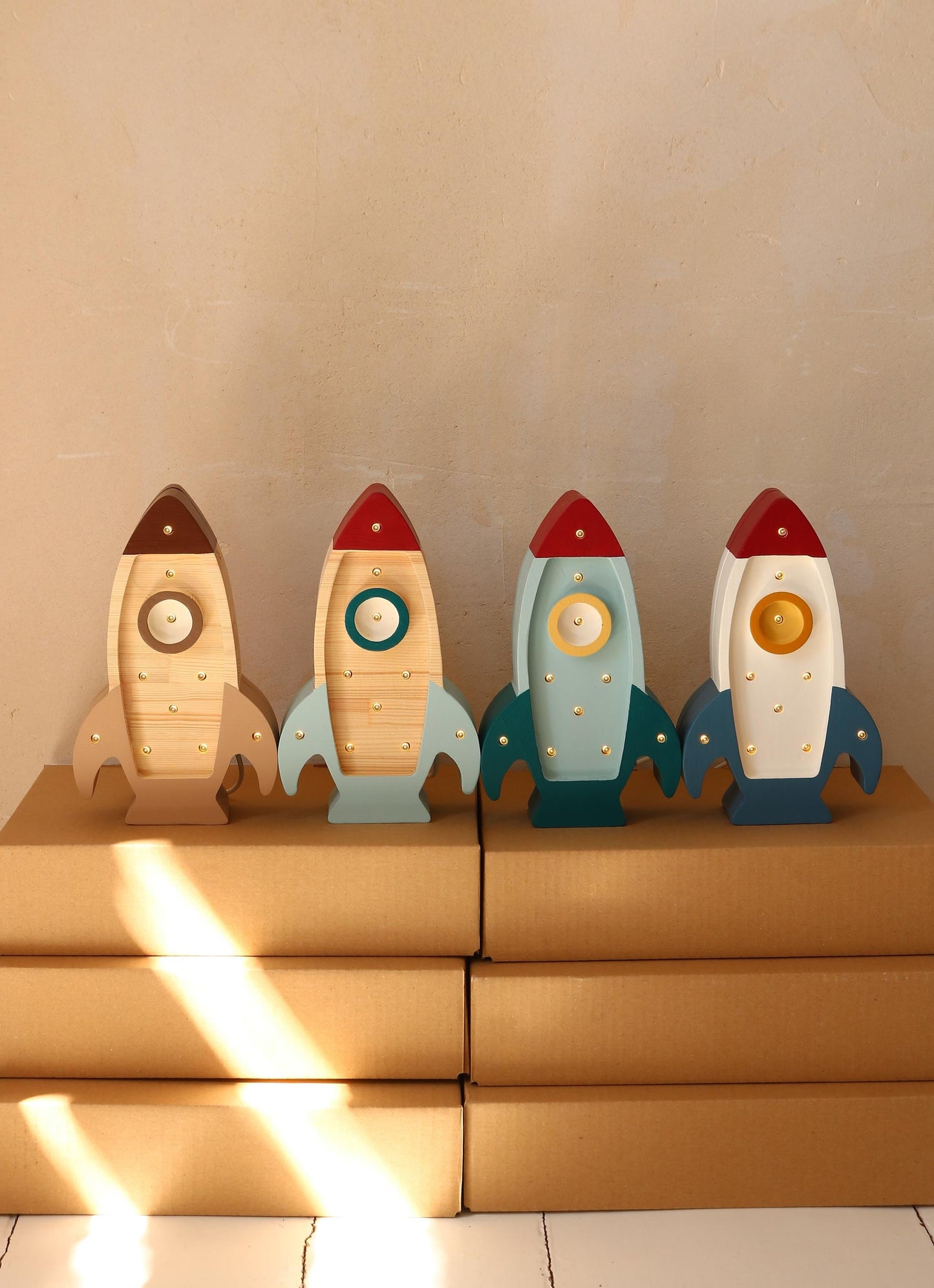 Weltraumraketen-Nachtlicht für kleine Astronauten Kinderzimmer Weltraum-Themenlampe für kleine Entdecker Weltraumabenteuer-Dekoration Kosmisches Jungenzimmer Galaktisch