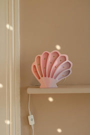 Muschel-Nachtlicht aus Holz, rosa Lampe für Meerjungfrauen-Zimmer, Kinderzimmer, Ozean-Thema-Deko, Küsten-Kinderzimmer-Deko, Boho-Stil, vom Meer inspiriertes Geschenk für Mädchen