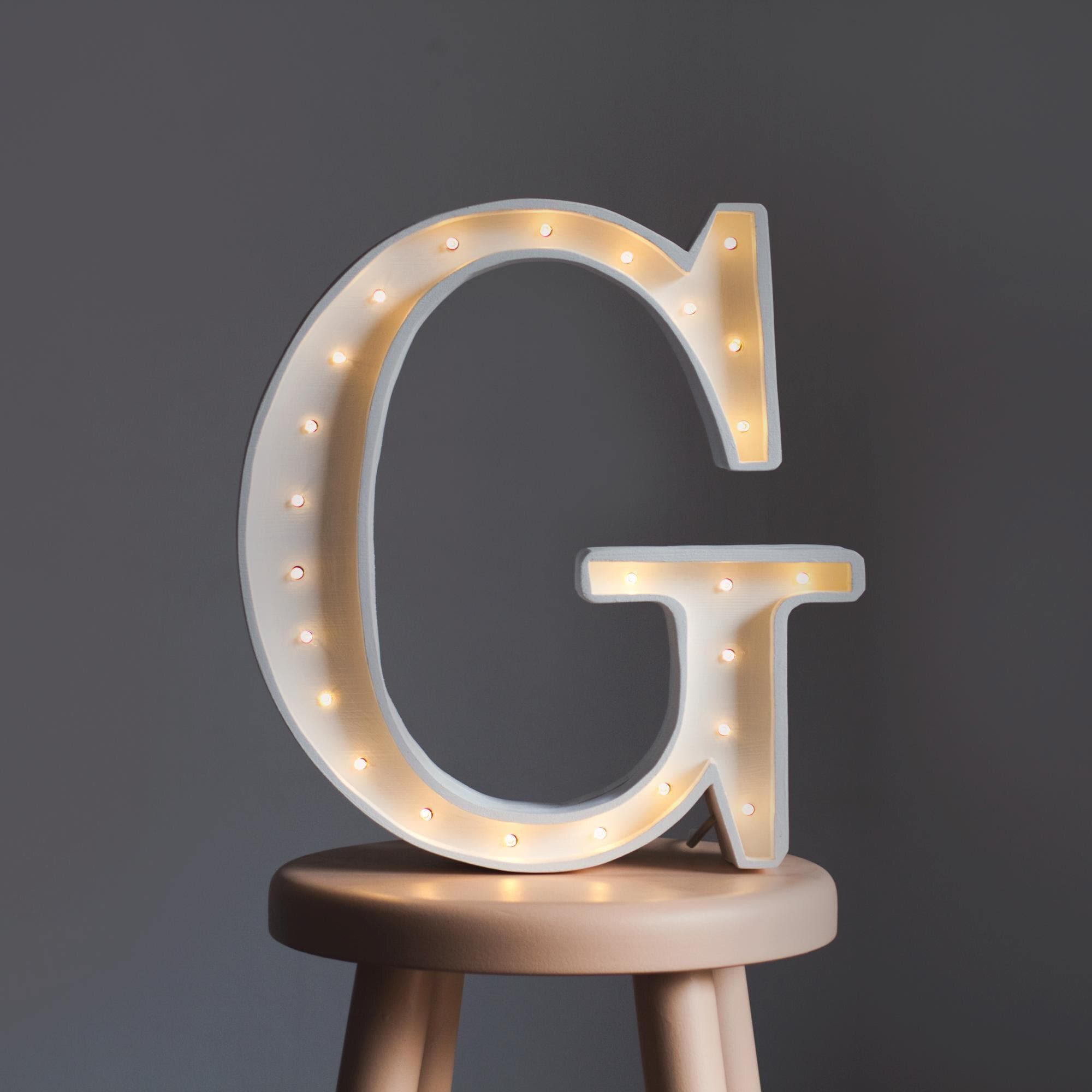 Holzbuchstaben-Lampe, personalisierte Beleuchtung für Kinderzimmer, Monogramm-Lampe, hölzerne LED-Buchstaben, Wandinitialen A bis Z, Neugeborenen-Geschenk, Nachtlicht