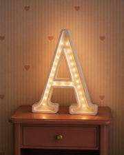 Hölzernes Buchstaben-Nachtlicht Personalisierte Beleuchtung Kinderzimmer-Monogramm-förmige Lampe Holzbuchstaben Deko Wand-Initialen Ein Neugeborenen-Geschenk Typografie