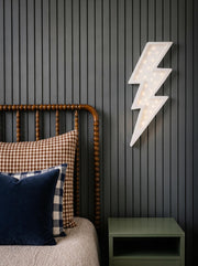 Holz-Blitz-Nachtlicht, Jugendzimmer-Dekorlampe für Kleinkinder, weißes Blitz-Thema, Geschenk für Jungen, Superhelden-Pop-Art, Rock & Roll