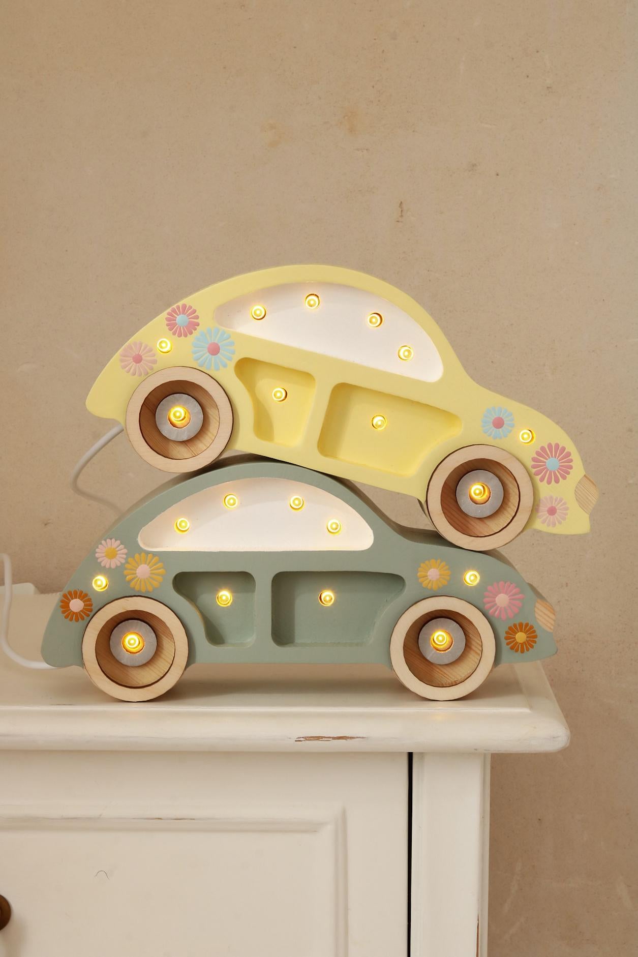 Holzauto Nachtlicht Retro für Mädchenzimmer Klassische gelbe Blumenlampe Kinderzimmer-Deko Fahrzeug-Motiv Kinder Baby Tischlampe Babyparty-Geschenk