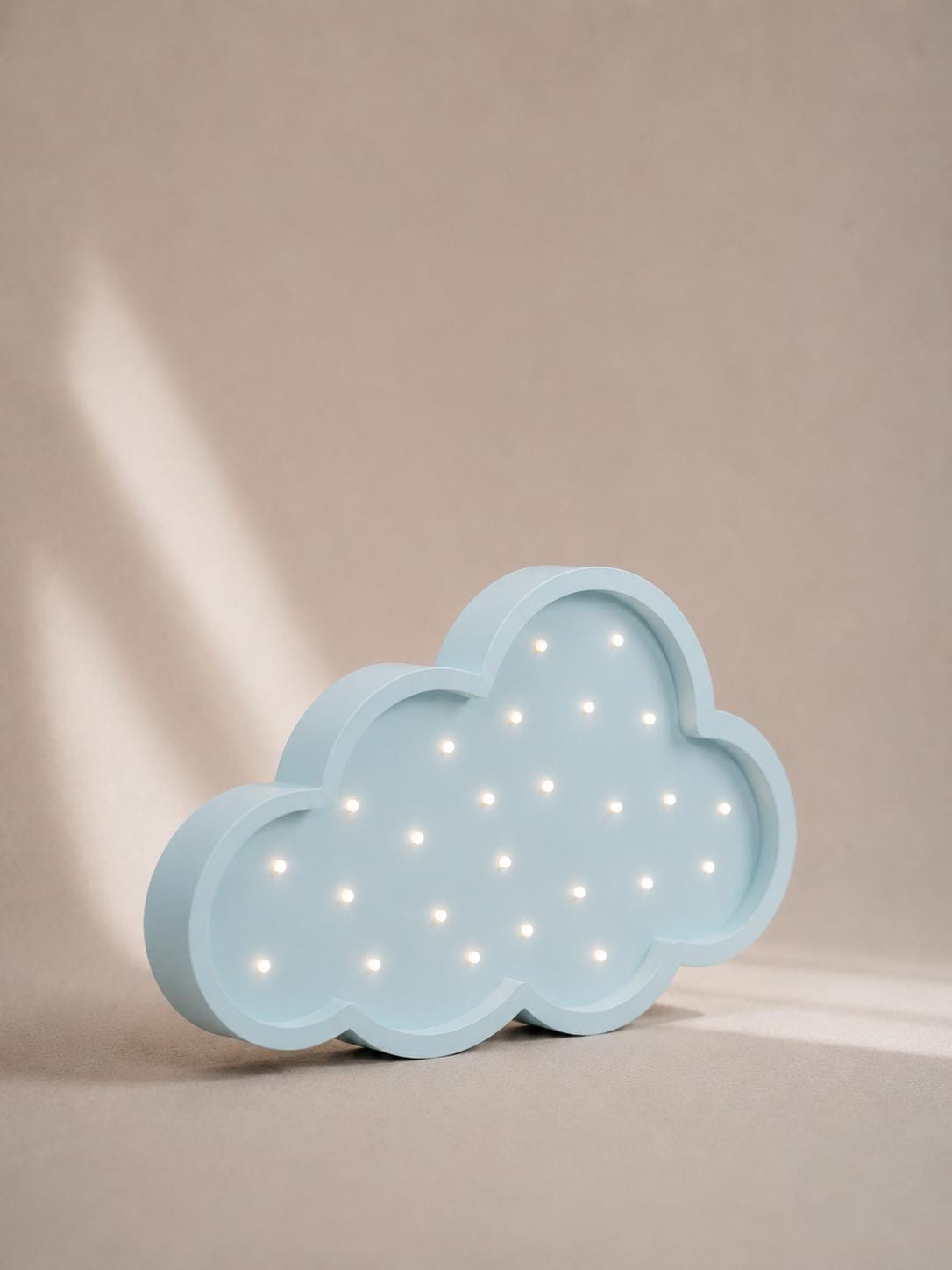 Drewniana lampka nocna Chmurka Dekoracja do pokoju dziecięcego Ręcznie robiona lampka Prezent dla dziecka Niebo Ściana Montessori Boho Światło marzycielskie Delikatne światło Minimalistyczna