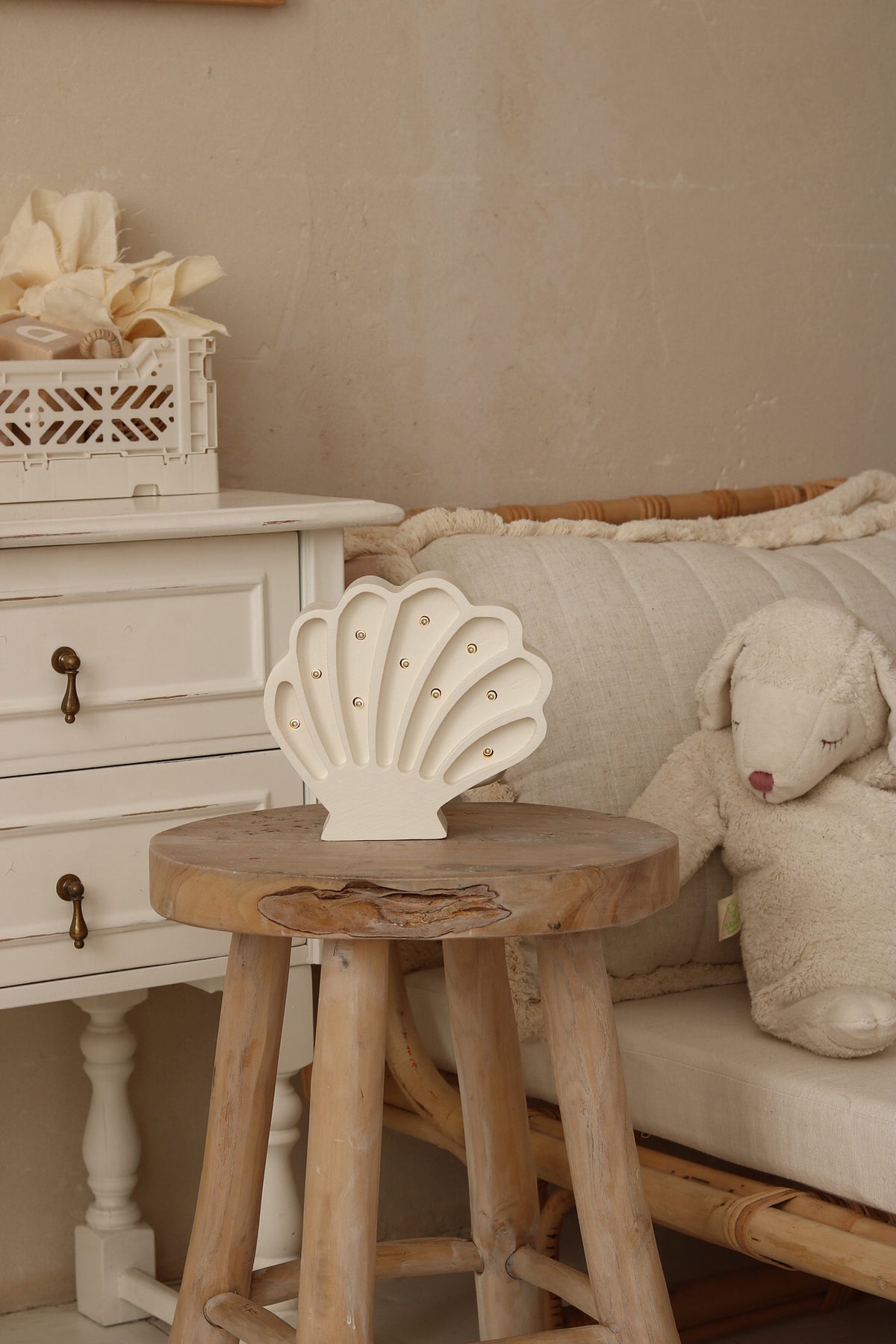 Little Lights Seashell Night Light | Pearl White